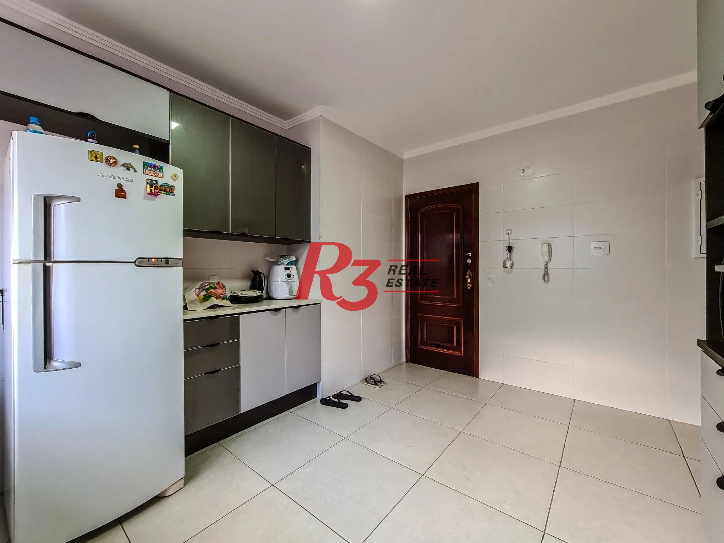 Apartamento com 3 dormitórios à venda, 130 m² por R$ 650.000,00 - Marapé - Santos/SP