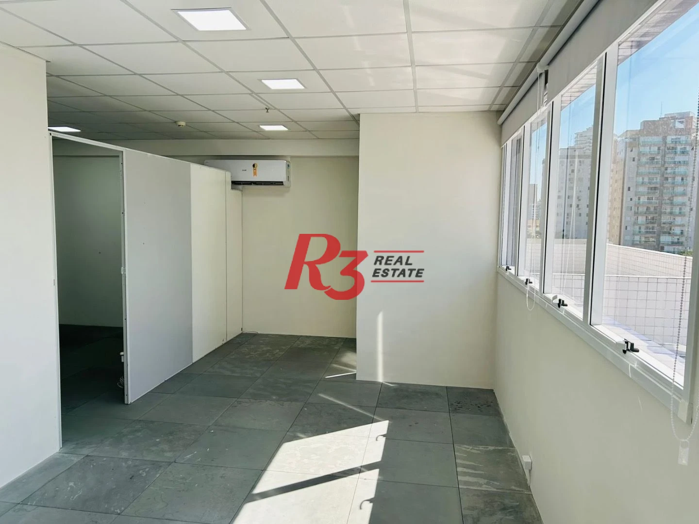 Sala à venda, 37 m² por R$ 478.000,00 - Ponta da Praia - Santos/SP