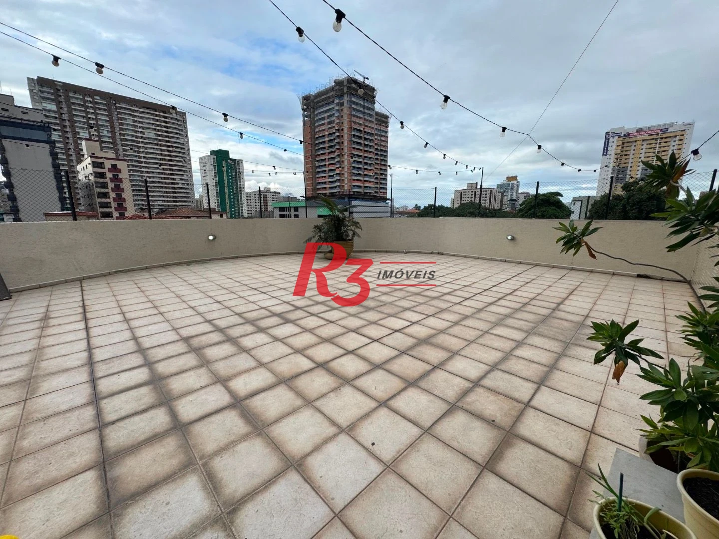 Apartamento Garden com 3 dormitórios à venda, 180 m² por R$ 900.000,00 - Gonzaga - Santos/SP