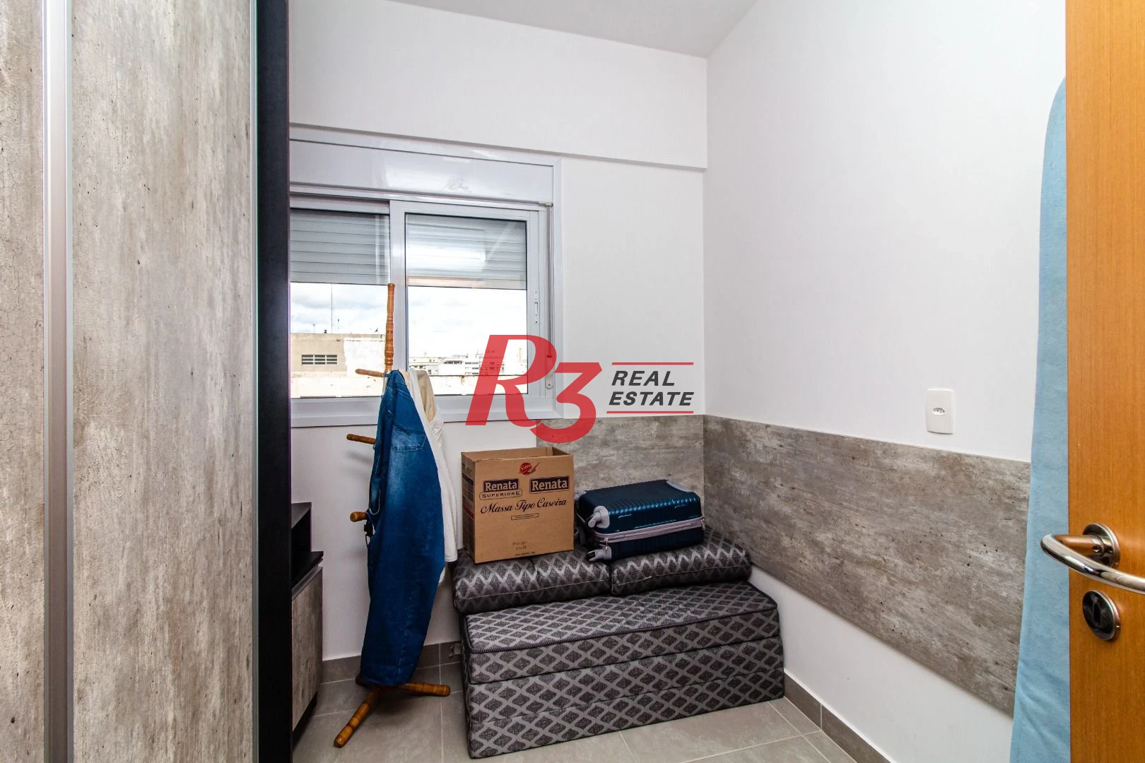 Apartamento com 2 dormitórios à venda, 73 m² por R$ 1.380.000,00 - Gonzaga - Santos/SP