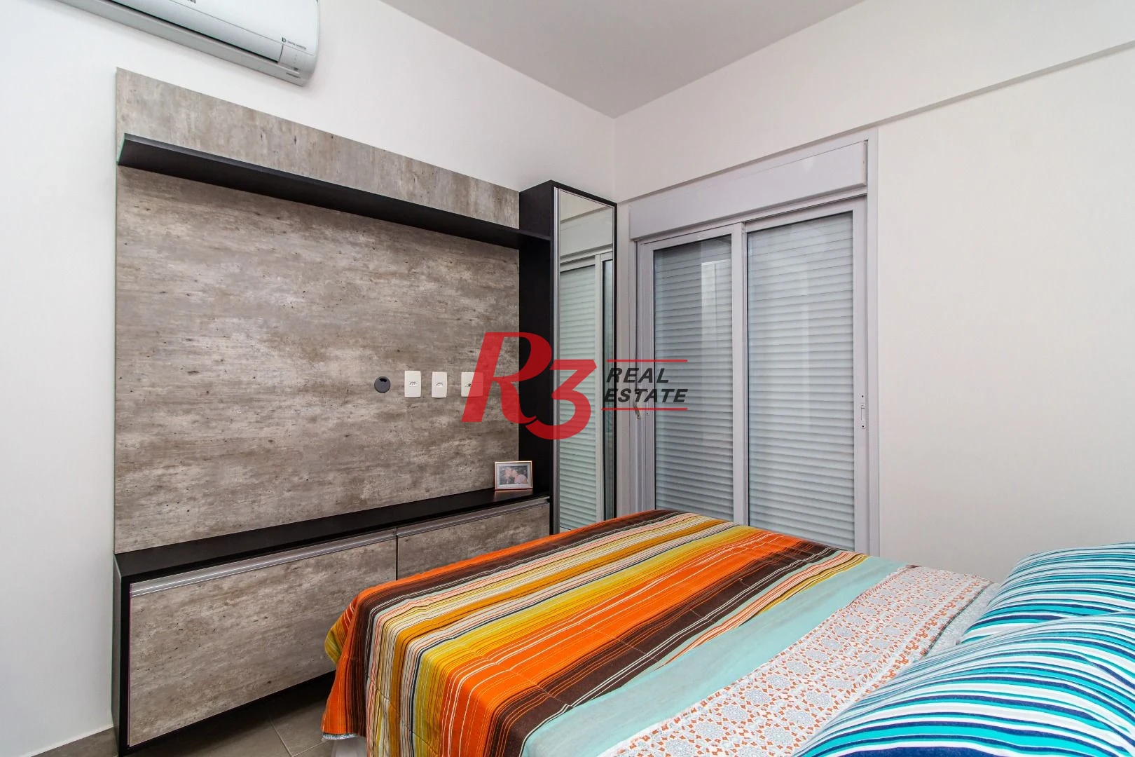 Apartamento com 2 dormitórios à venda, 73 m² por R$ 1.380.000,00 - Gonzaga - Santos/SP