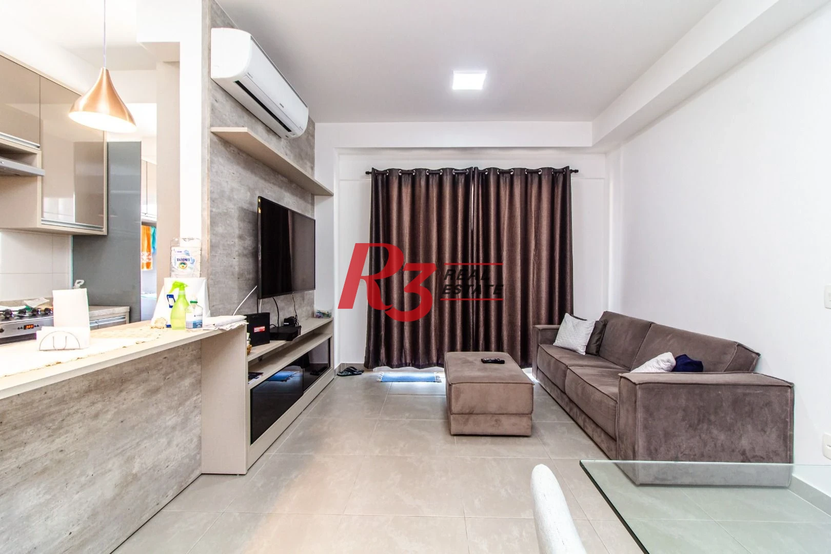 Apartamento com 2 dormitórios à venda, 73 m² por R$ 1.380.000,00 - Gonzaga - Santos/SP