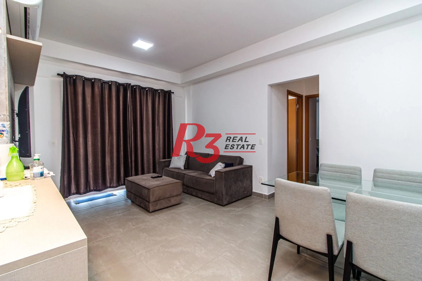 Apartamento com 2 dormitórios à venda, 73 m² por R$ 1.380.000,00 - Gonzaga - Santos/SP