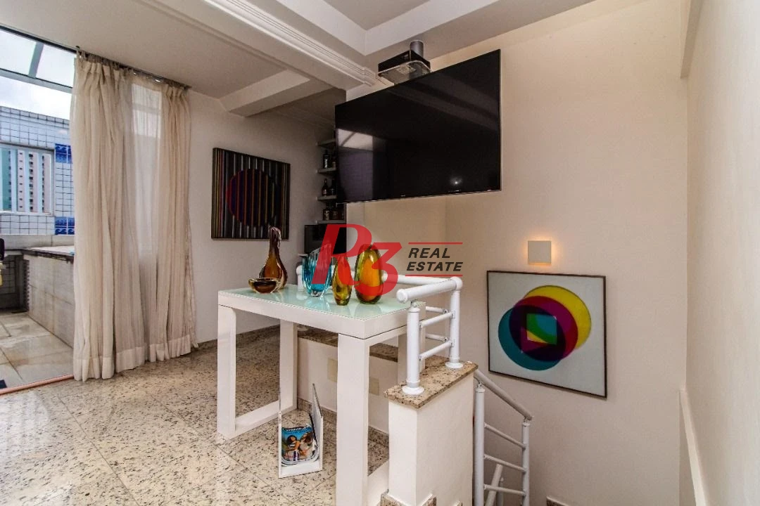 Sobrado com 5 dormitórios à venda, 267 m² por R$ 1.700.000,00 - Embaré - Santos/SP