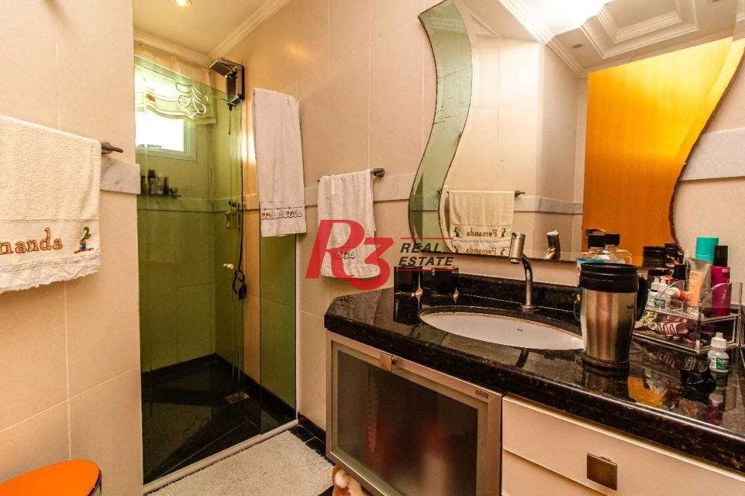 Sobrado com 5 dormitórios à venda, 267 m² por R$ 1.700.000,00 - Embaré - Santos/SP