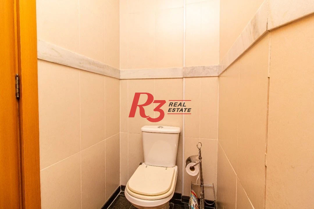 Sobrado com 5 dormitórios à venda, 267 m² por R$ 1.700.000,00 - Embaré - Santos/SP