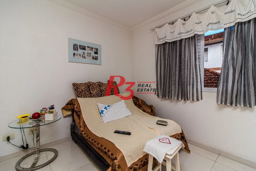 Sobrado com 5 dormitórios à venda, 267 m² por R$ 1.700.000,00 - Embaré - Santos/SP