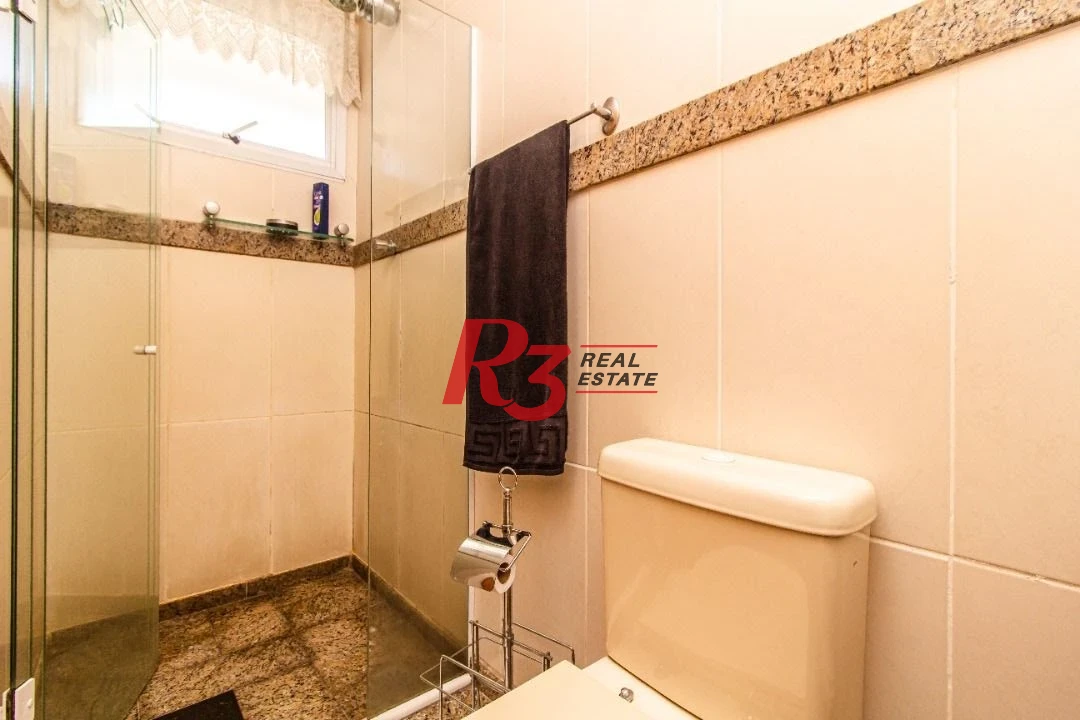 Sobrado com 5 dormitórios à venda, 267 m² por R$ 1.700.000,00 - Embaré - Santos/SP