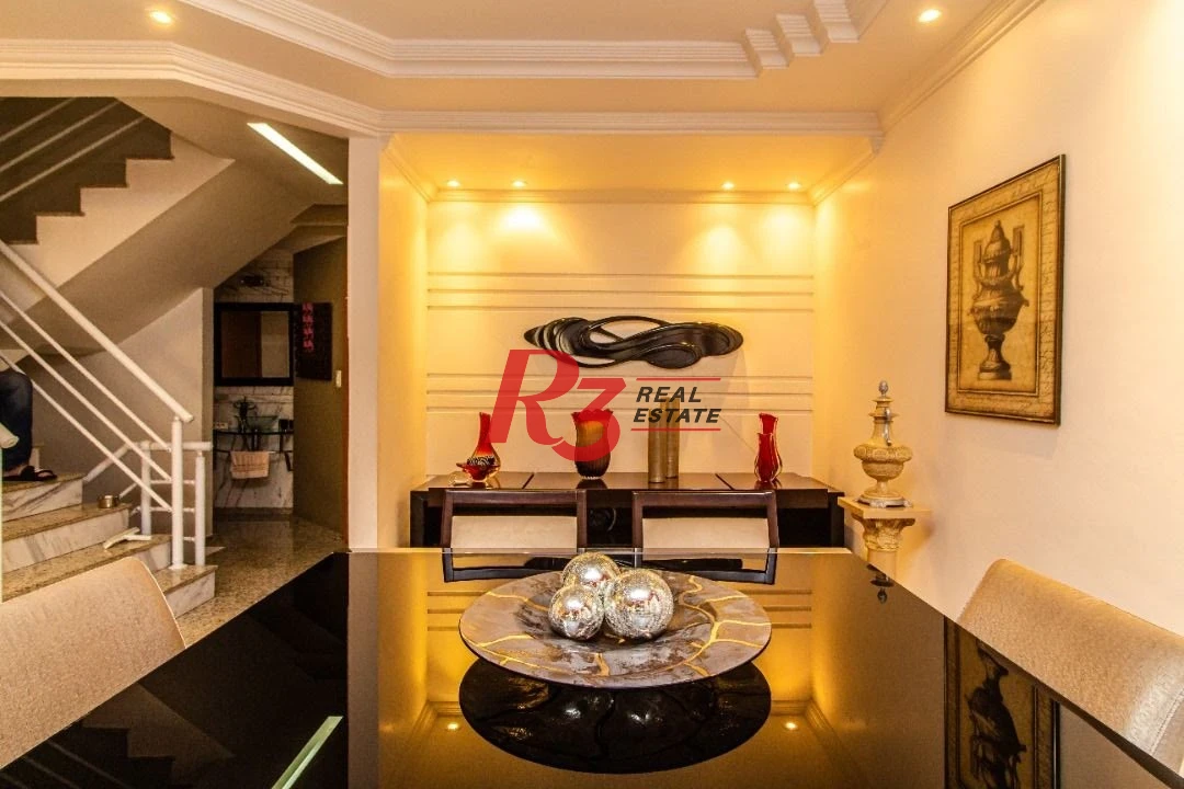 Sobrado com 5 dormitórios à venda, 267 m² por R$ 1.700.000,00 - Embaré - Santos/SP