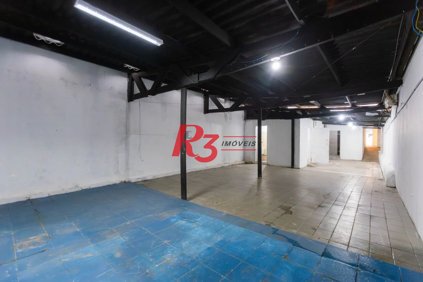 Sobrado para alugar, 160 m² por R$ 5.500,00/mês - Vila Matias - Santos/SP