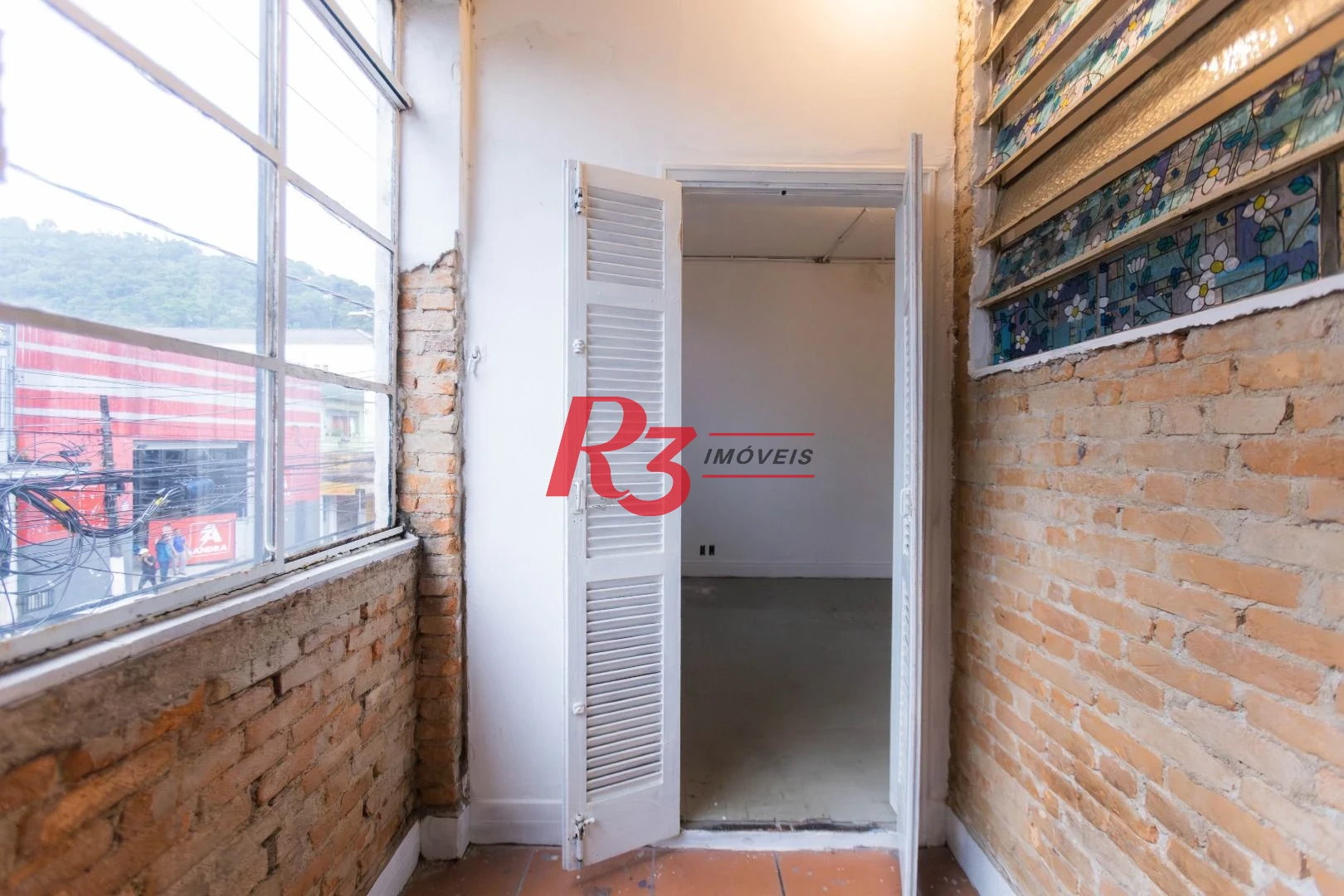 Sobrado para alugar, 160 m² por R$ 5.500,00/mês - Vila Matias - Santos/SP