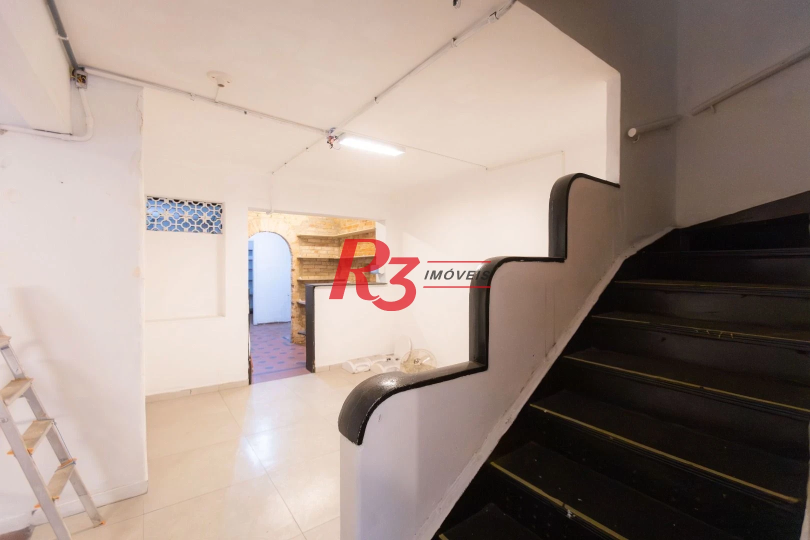 Sobrado para alugar, 160 m² por R$ 5.500,00/mês - Vila Matias - Santos/SP