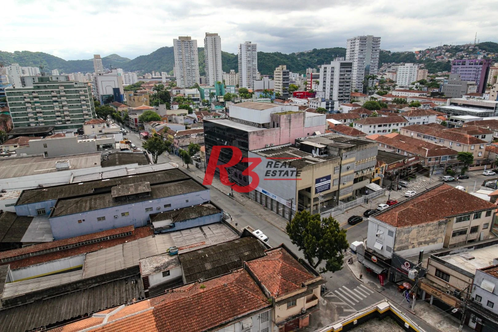 Sala para alugar, 42 m² por R$ 3.520,02 - Vila Matias - Santos/SP