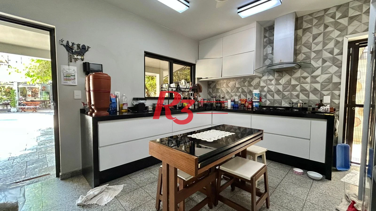 Casa com 7 dormitórios à venda, 498 m² por R$ 3.500.000,00 - José Menino - Santos/SP