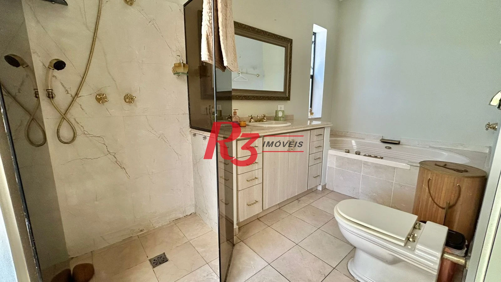 Casa com 7 dormitórios à venda, 498 m² por R$ 3.500.000,00 - José Menino - Santos/SP