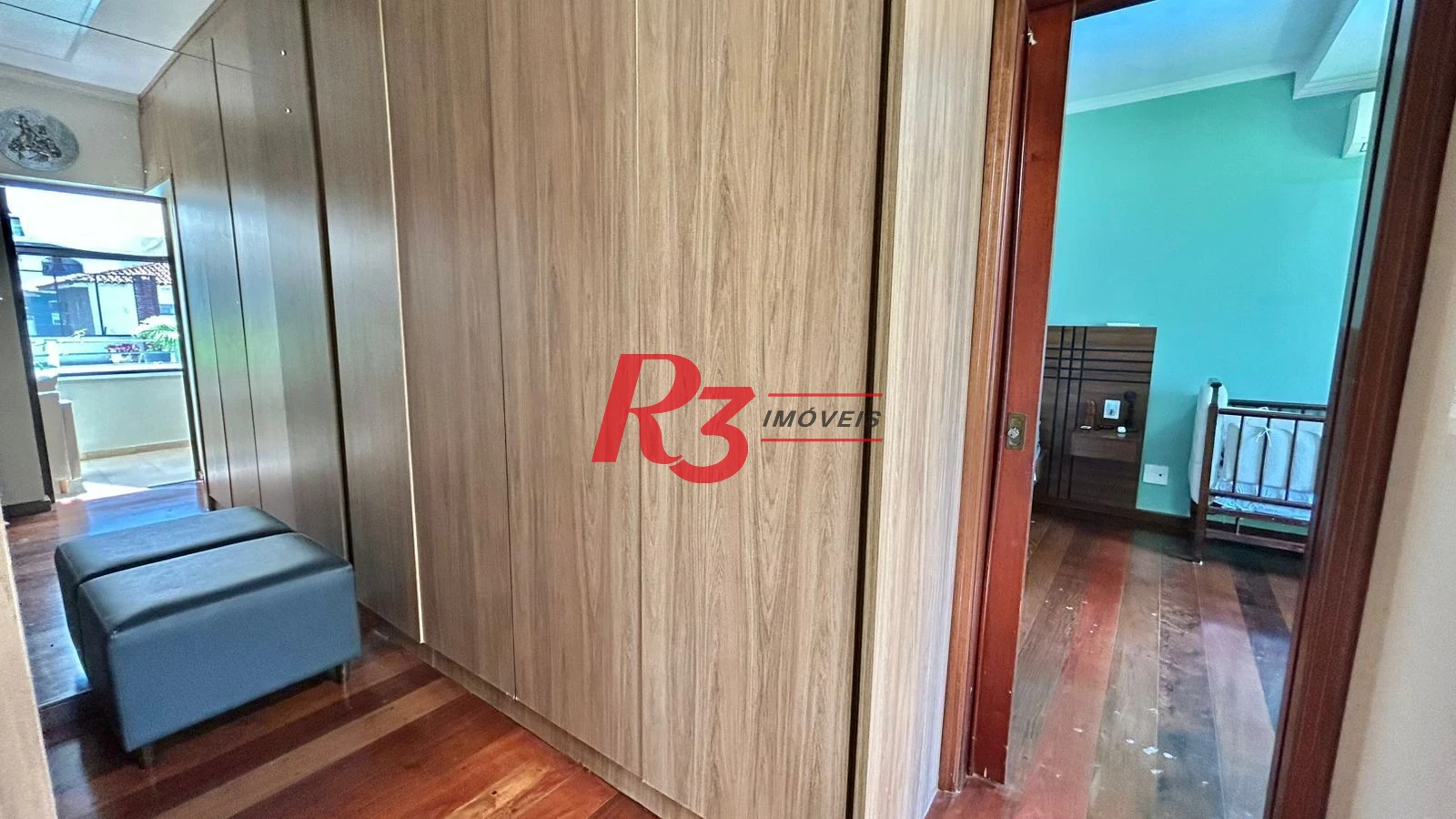 Casa com 7 dormitórios à venda, 498 m² por R$ 3.500.000,00 - José Menino - Santos/SP
