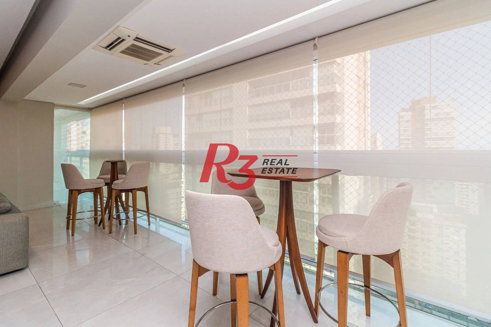 Apartamento com 4 dormitórios à venda, 192 m² por R$ 2.808.000,00 - Gonzaga - Santos/SP