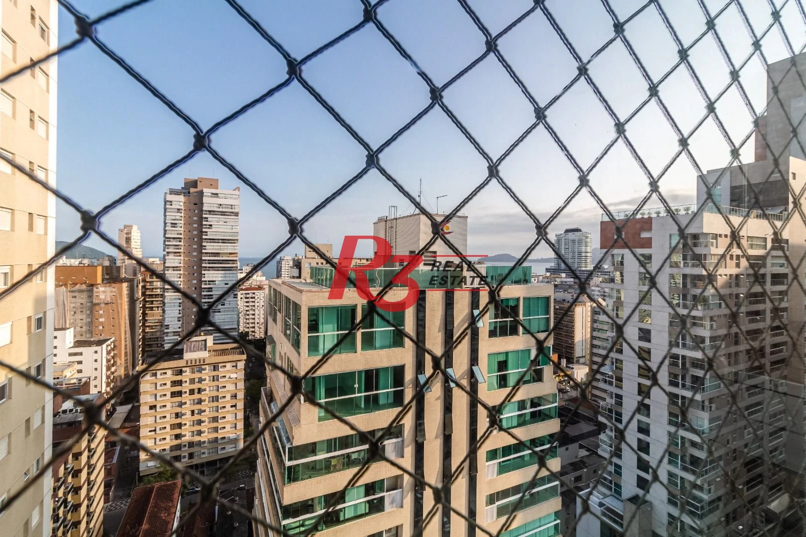 Apartamento com 4 dormitórios à venda, 192 m² por R$ 2.808.000,00 - Gonzaga - Santos/SP
