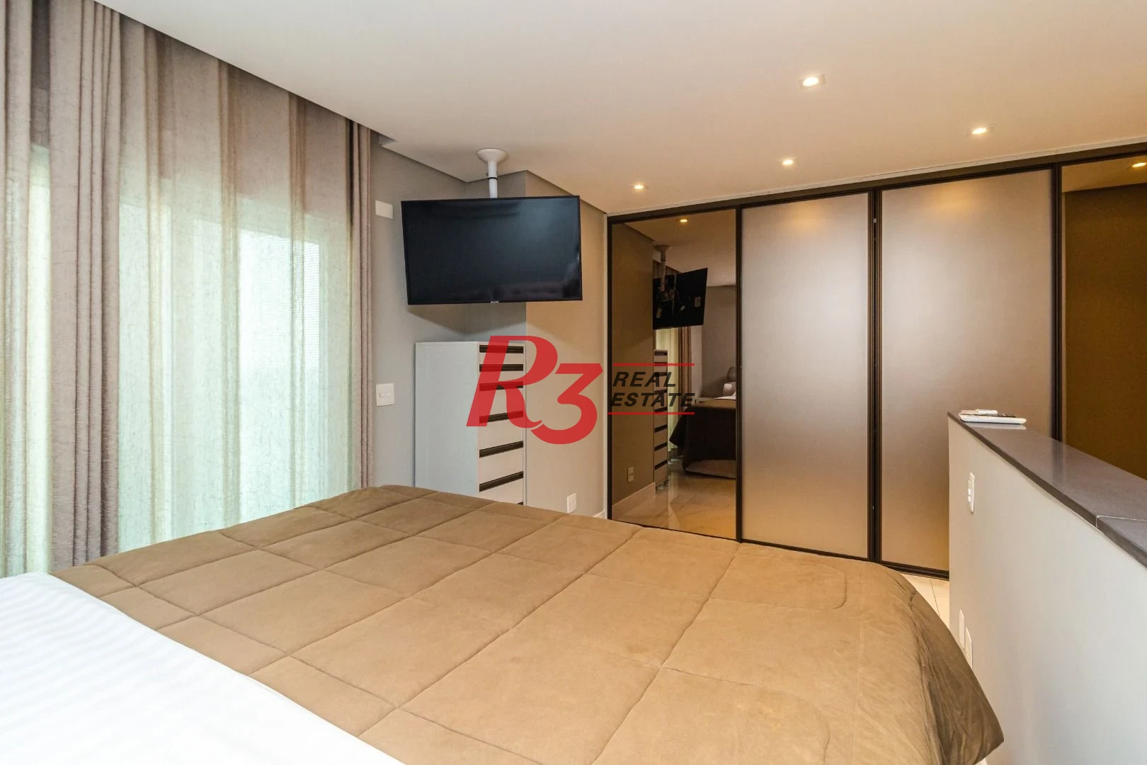 Apartamento com 4 dormitórios à venda, 192 m² por R$ 2.808.000,00 - Gonzaga - Santos/SP