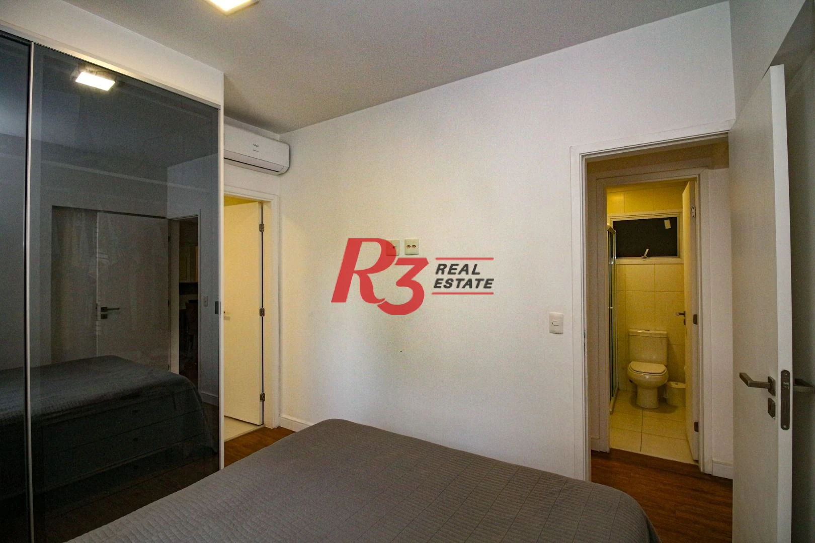 Apartamento à venda, 84 m² por R$ 1.010.000,00 - Boqueirão - Santos/SP