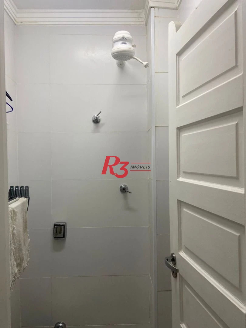 Apartamento com 2 dormitórios à venda, 90 m² por R$ 780.000,00 - Gonzaga - Santos/SP