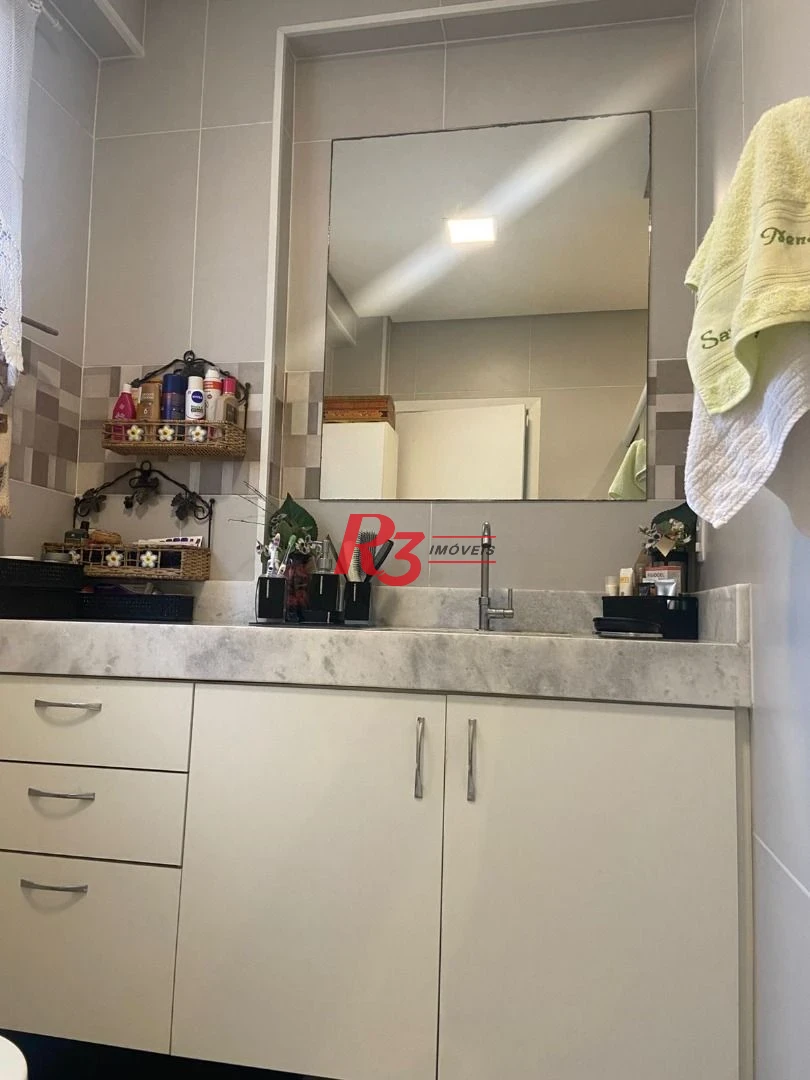 Apartamento com 2 dormitórios à venda, 90 m² por R$ 780.000,00 - Gonzaga - Santos/SP