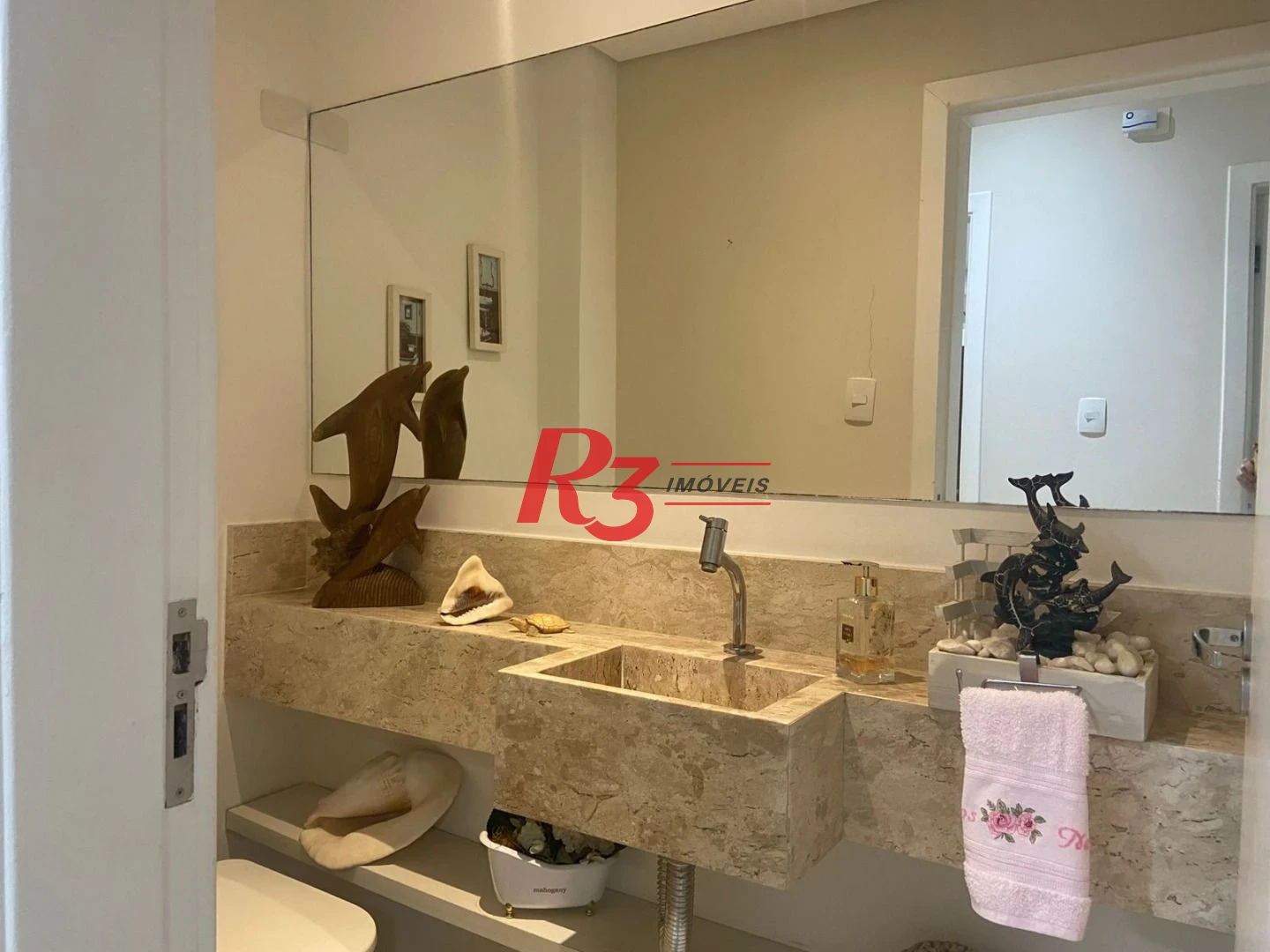 Apartamento com 2 dormitórios à venda, 90 m² por R$ 780.000,00 - Gonzaga - Santos/SP