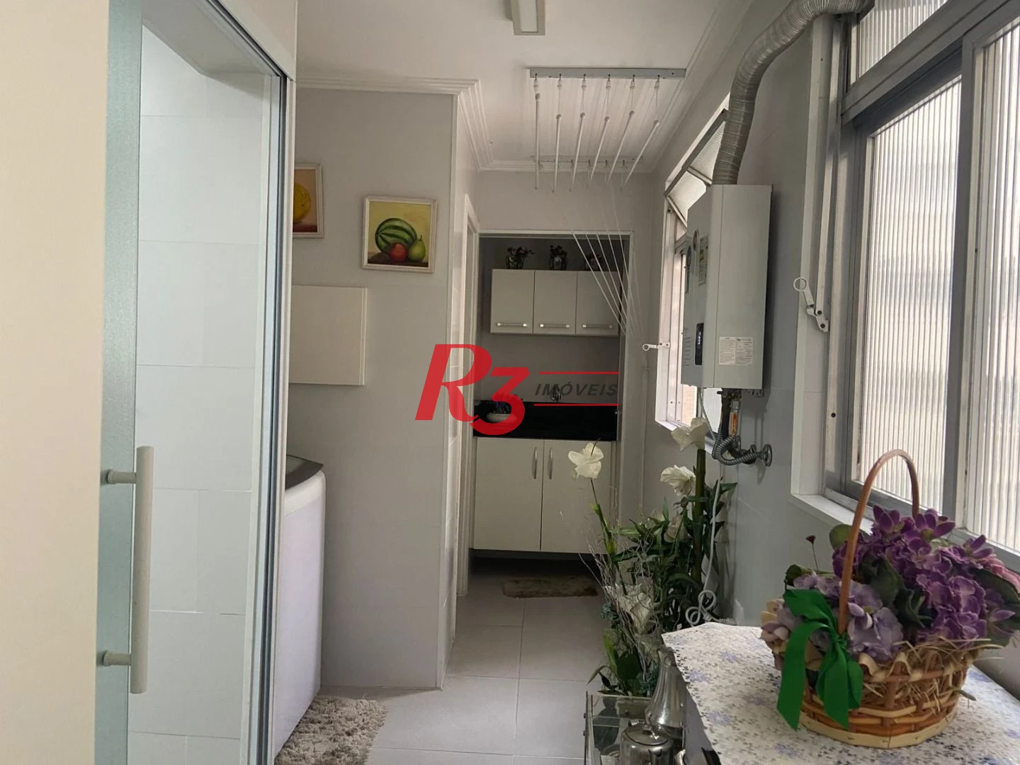 Apartamento com 2 dormitórios à venda, 90 m² por R$ 780.000,00 - Gonzaga - Santos/SP