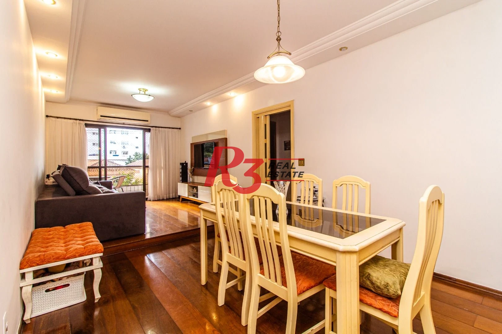 Apartamento com 2 dormitórios à venda, 120 m² por R$ 640.000,00 - Marapé - Santos/SP