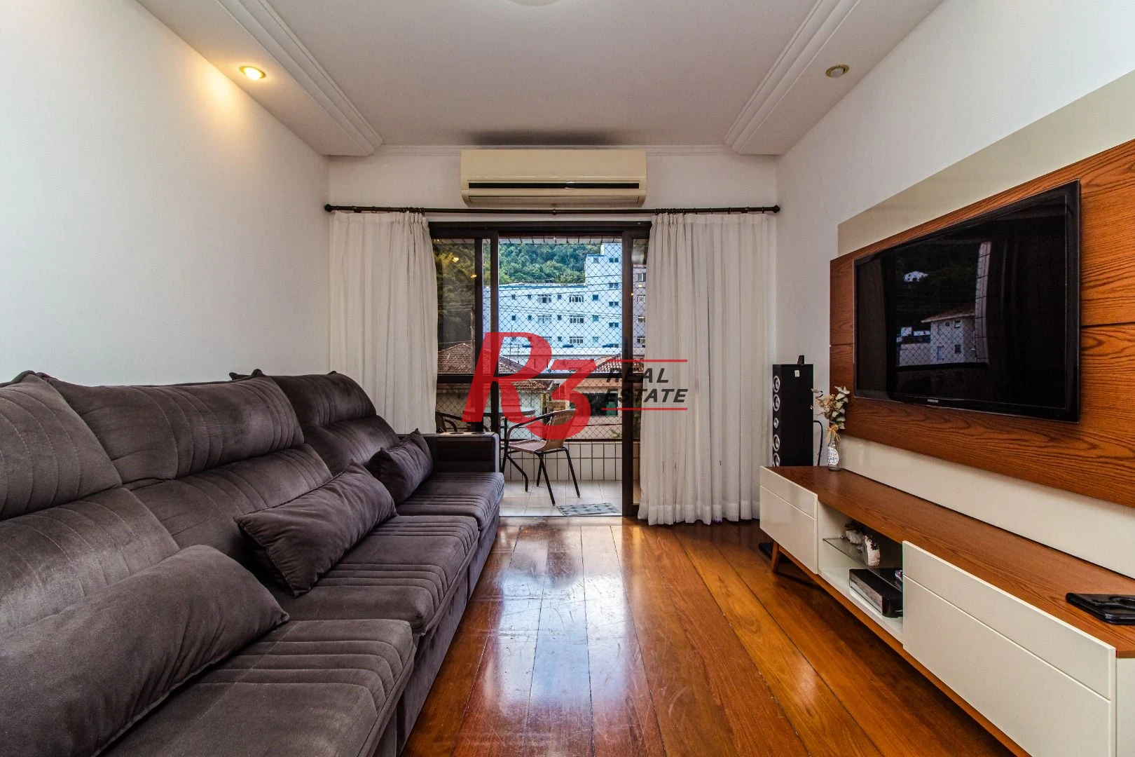 Apartamento com 2 dormitórios à venda, 120 m² por R$ 640.000,00 - Marapé - Santos/SP