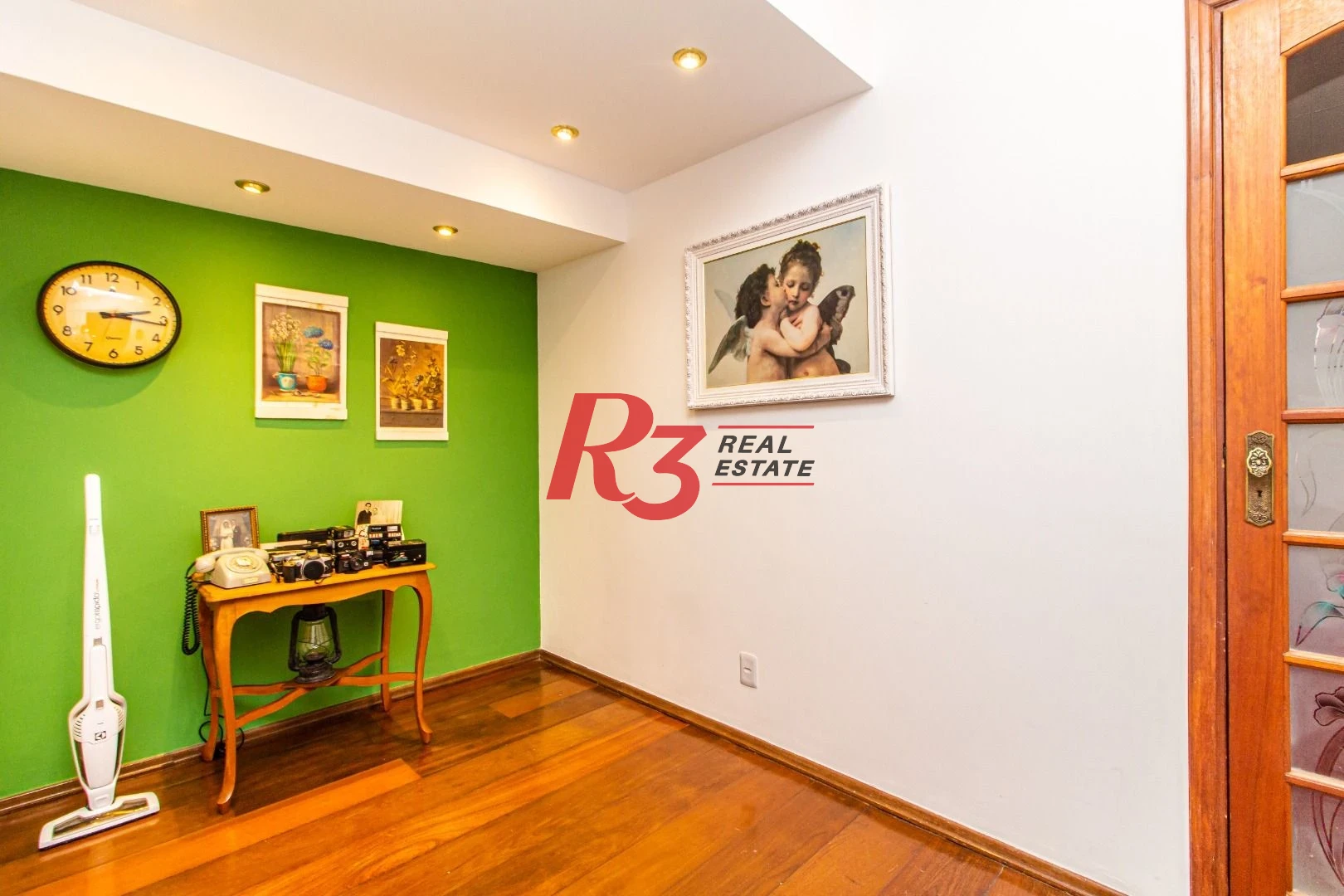 Apartamento com 2 dormitórios à venda, 120 m² por R$ 640.000,00 - Marapé - Santos/SP
