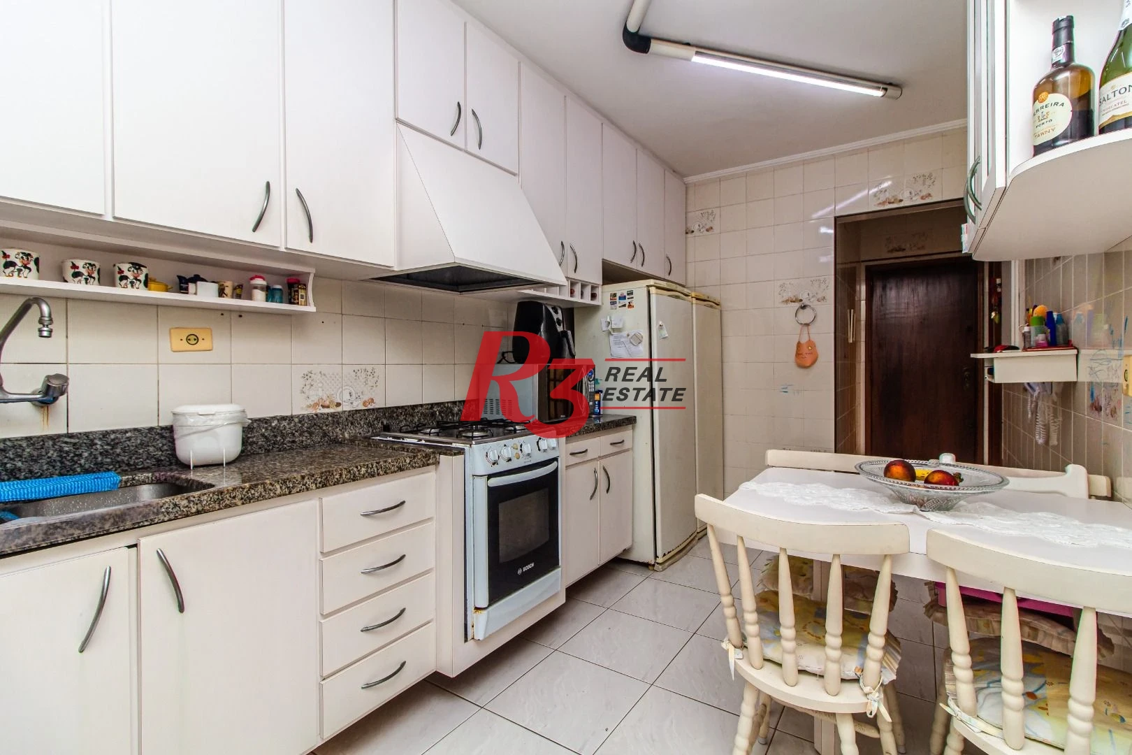 Apartamento com 2 dormitórios à venda, 120 m² por R$ 640.000,00 - Marapé - Santos/SP