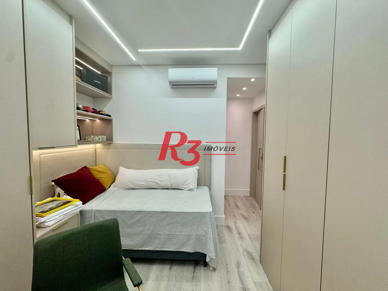 Apartamento com 2 dormitórios à venda, 83 m² por R$ 2.100.000,00 - Vila Rica - Santos/SP