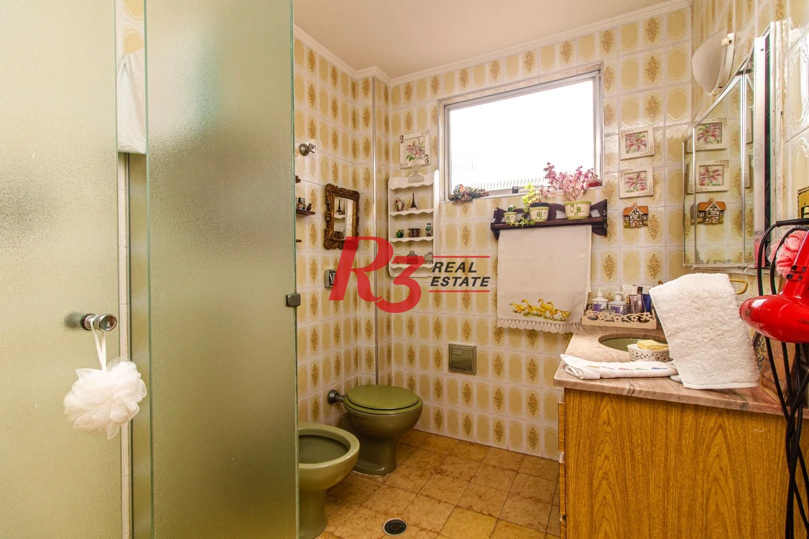 Apartamento com 3 dormitórios à venda, 150 m² por R$ 900.000,00 - Pompéia - Santos/SP