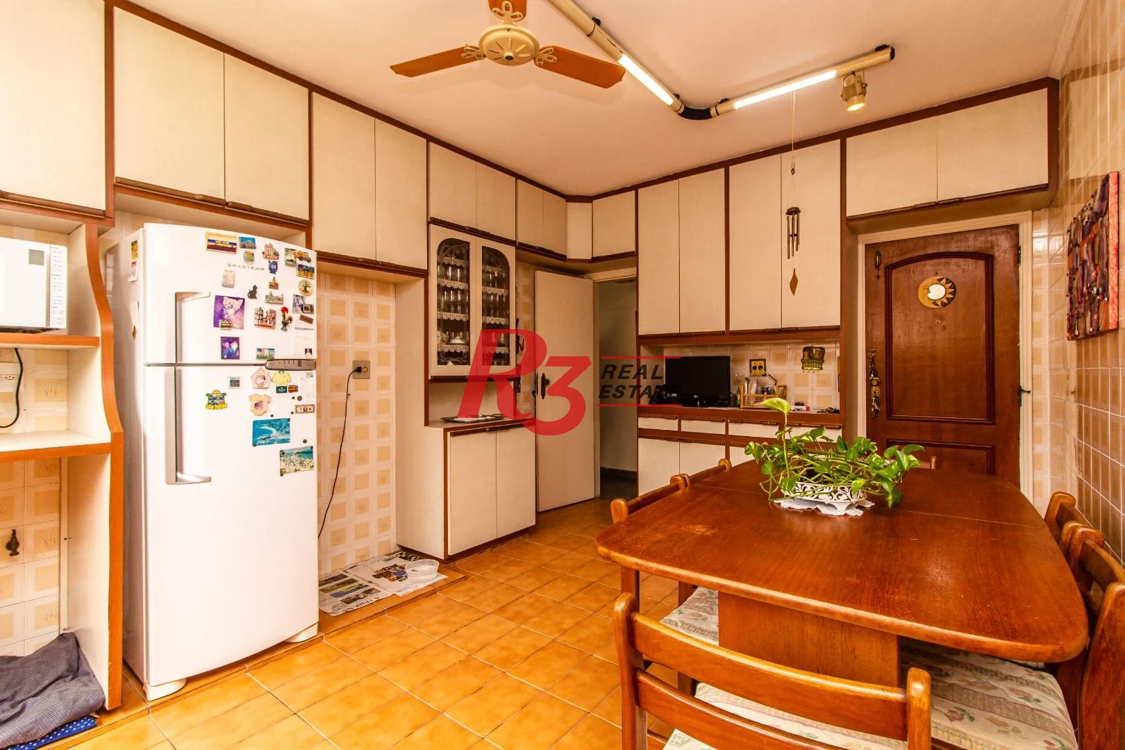 Apartamento com 3 dormitórios à venda, 150 m² por R$ 900.000,00 - Pompéia - Santos/SP
