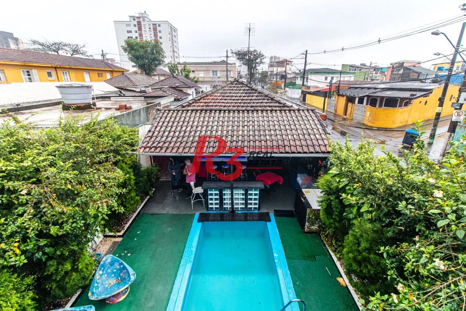 Casa com 3 dormitórios à venda, 375 m² por R$ 1.700.000,00 - Macuco - Santos/SP