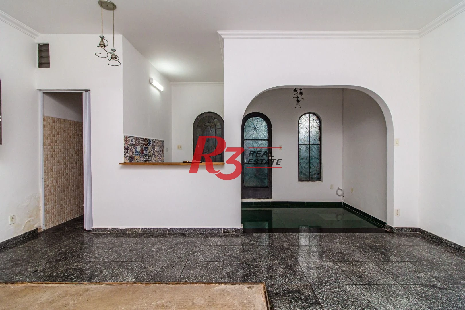 Casa com 3 dormitórios à venda, 375 m² por R$ 1.700.000,00 - Macuco - Santos/SP