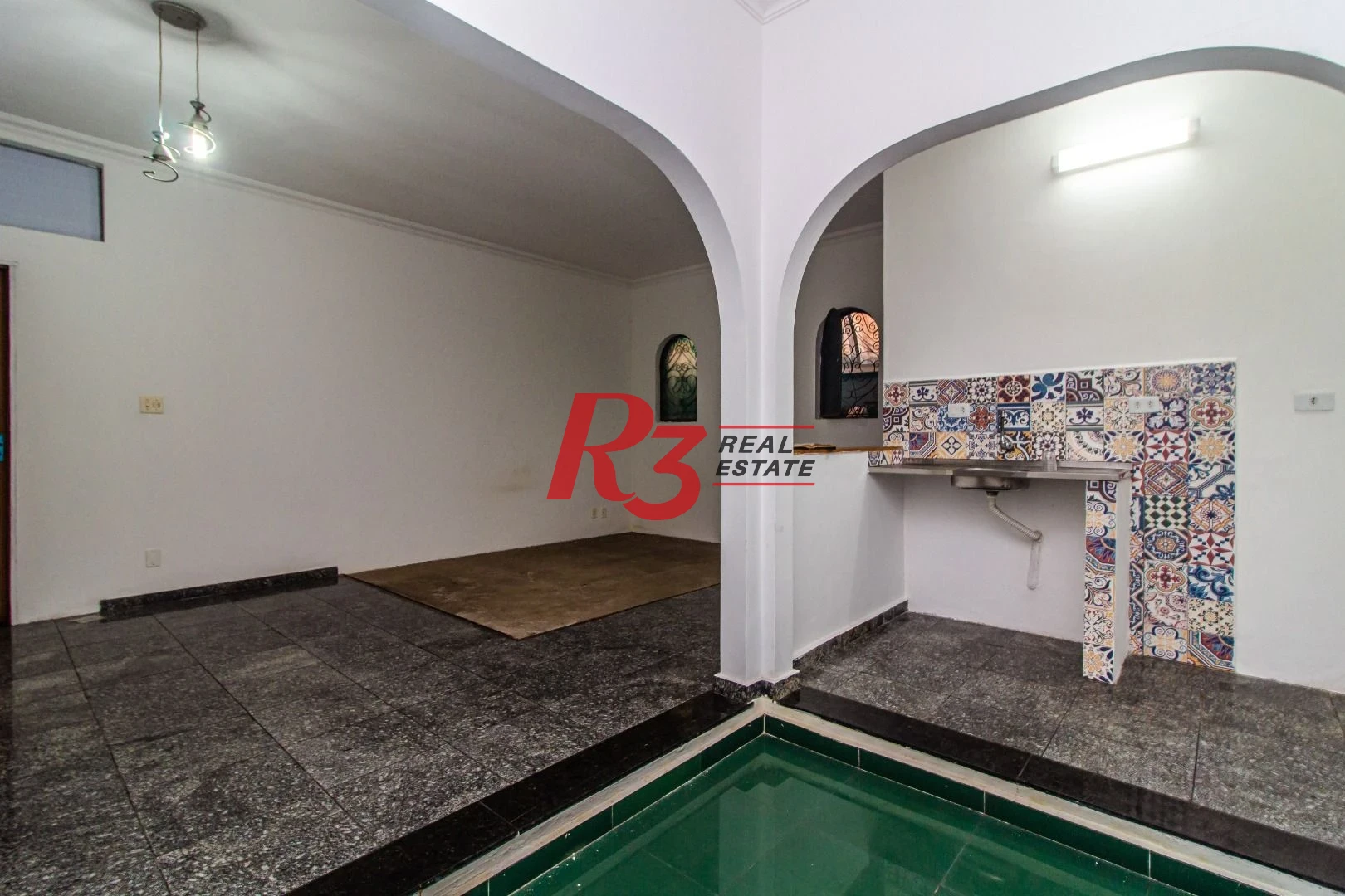 Casa com 3 dormitórios à venda, 375 m² por R$ 1.700.000,00 - Macuco - Santos/SP