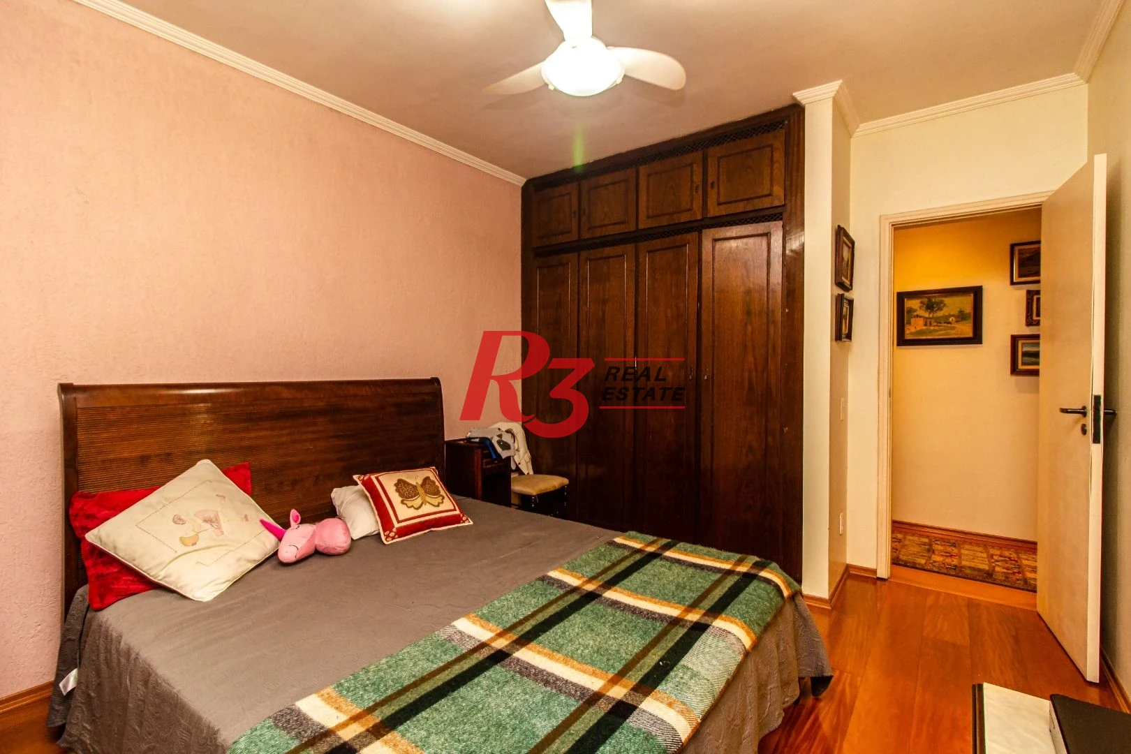 Apartamento com 3 dormitórios à venda, 242 m² por R$ 1.915.000,00 - Boqueirão - Santos/SP