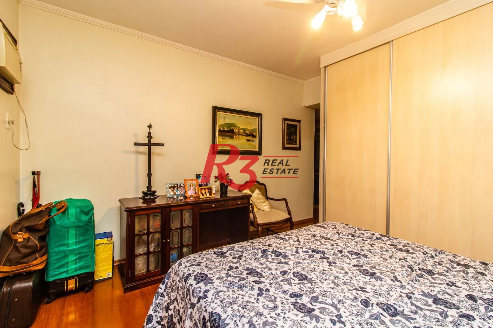 Apartamento com 3 dormitórios à venda, 242 m² por R$ 1.915.000,00 - Boqueirão - Santos/SP
