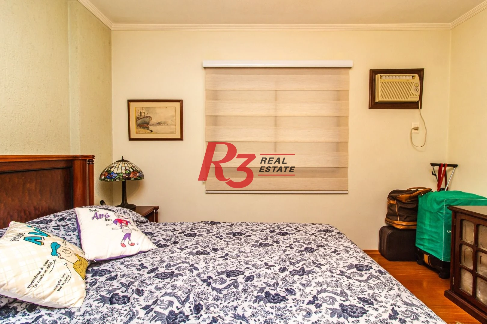 Apartamento com 3 dormitórios à venda, 242 m² por R$ 1.915.000,00 - Boqueirão - Santos/SP