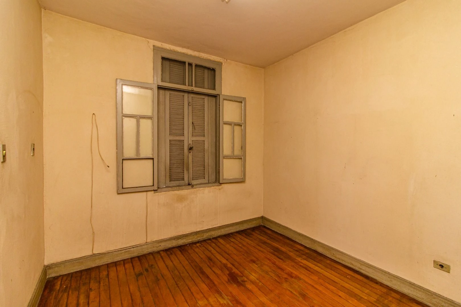 Sobrado, 207 m² - venda por R$ 1.400.000,00 ou aluguel por R$ 8.409,23/mês - Macuco - Santos/SP