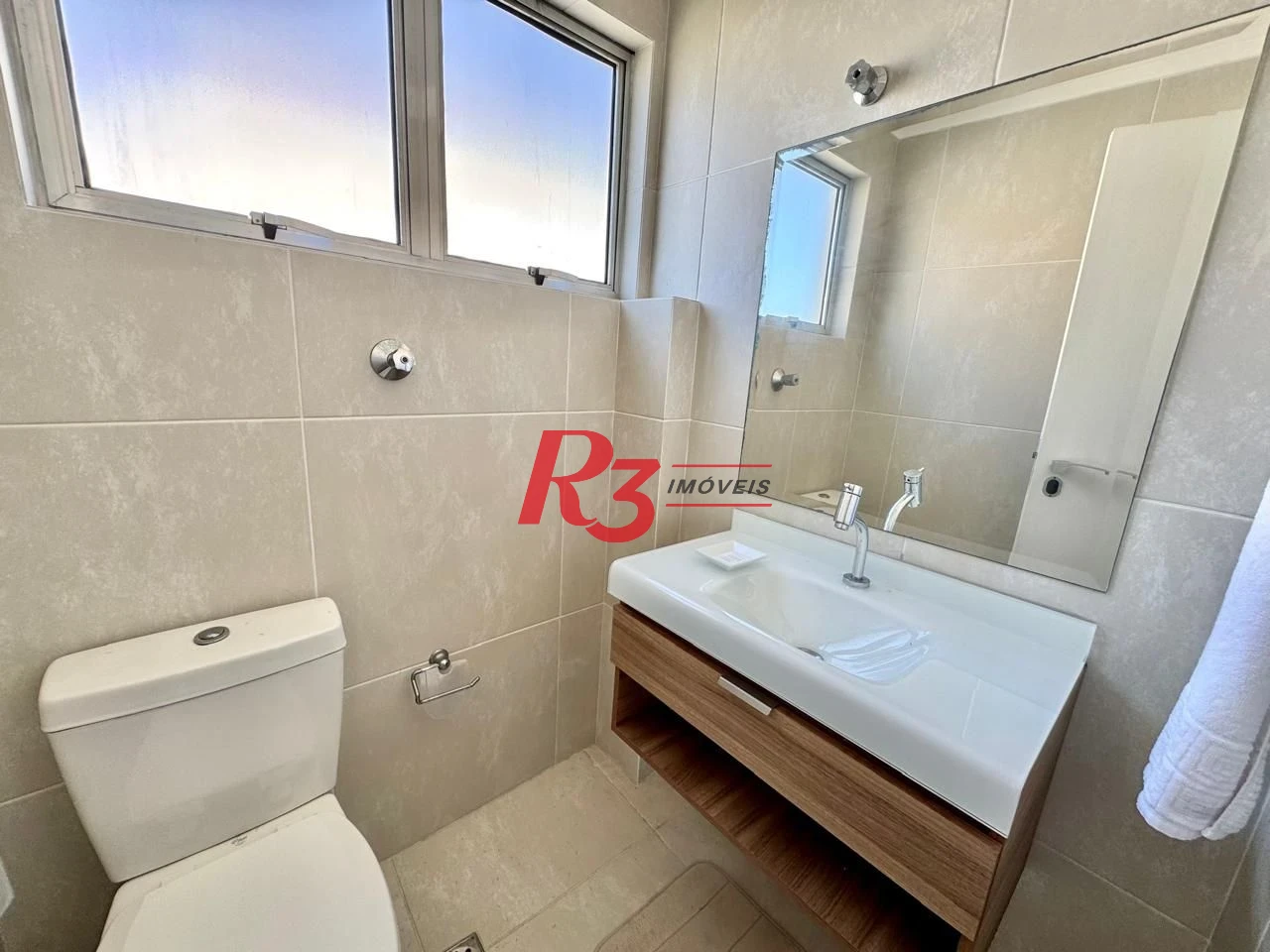 Apartamento com 3 dormitórios à venda, 241 m² por R$ 2.500.000,00 - Pompéia - Santos/SP