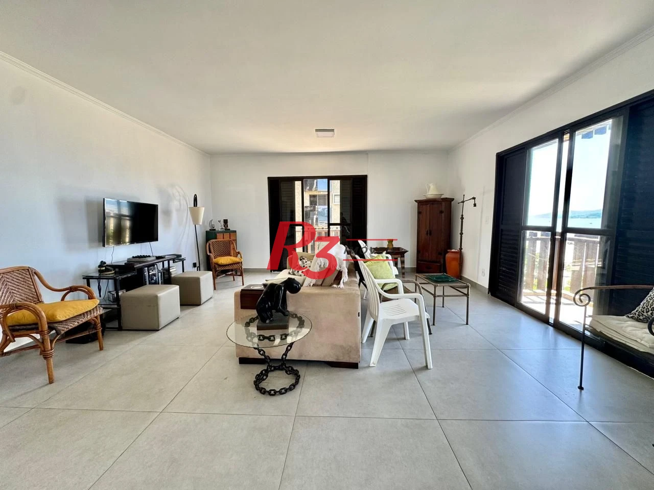 Apartamento com 3 dormitórios à venda, 241 m² por R$ 2.500.000,00 - Pompéia - Santos/SP