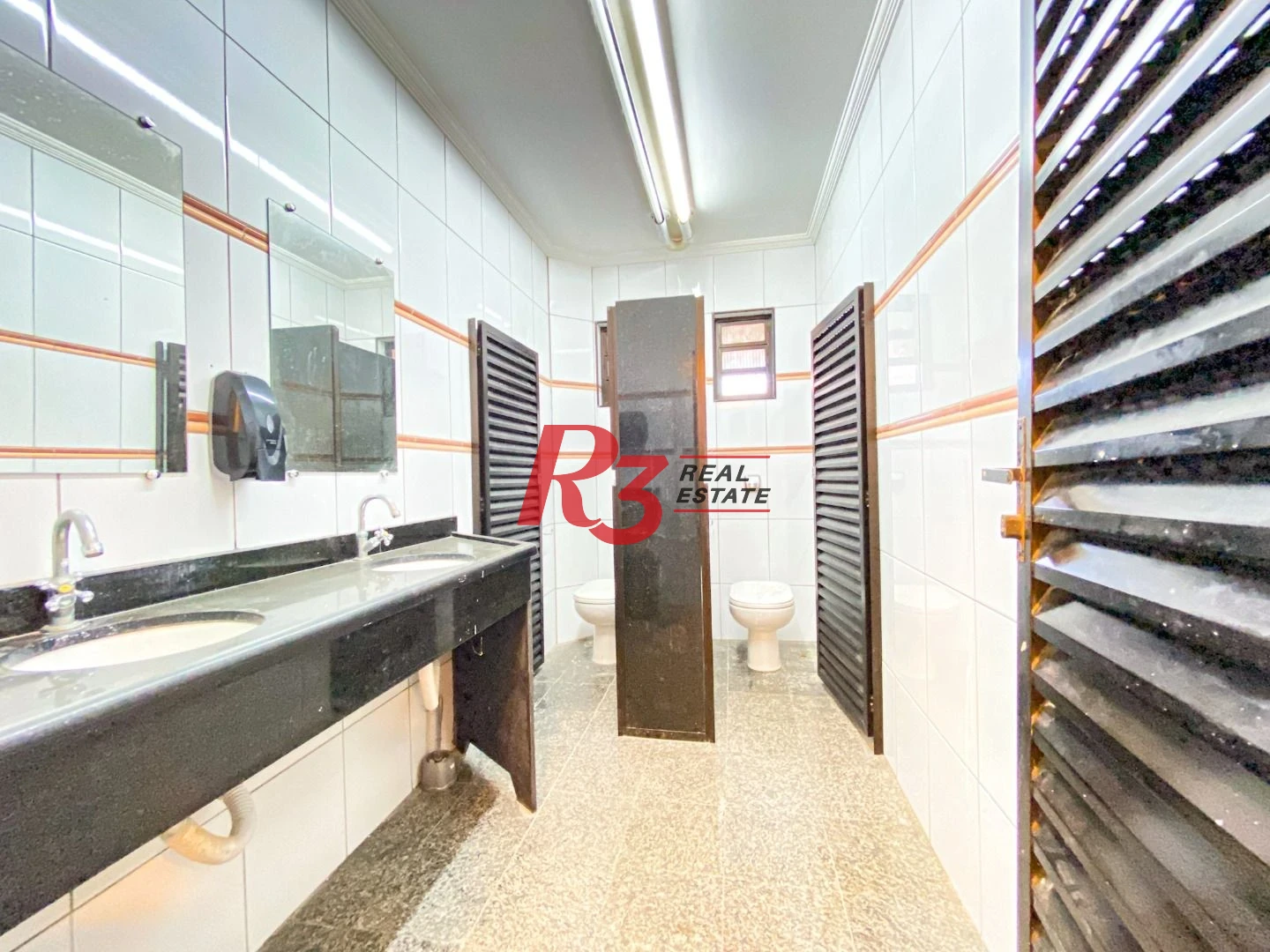 Loja para alugar, 630 m² por R$ 45.000,00/mês - Paquetá - Santos/SP