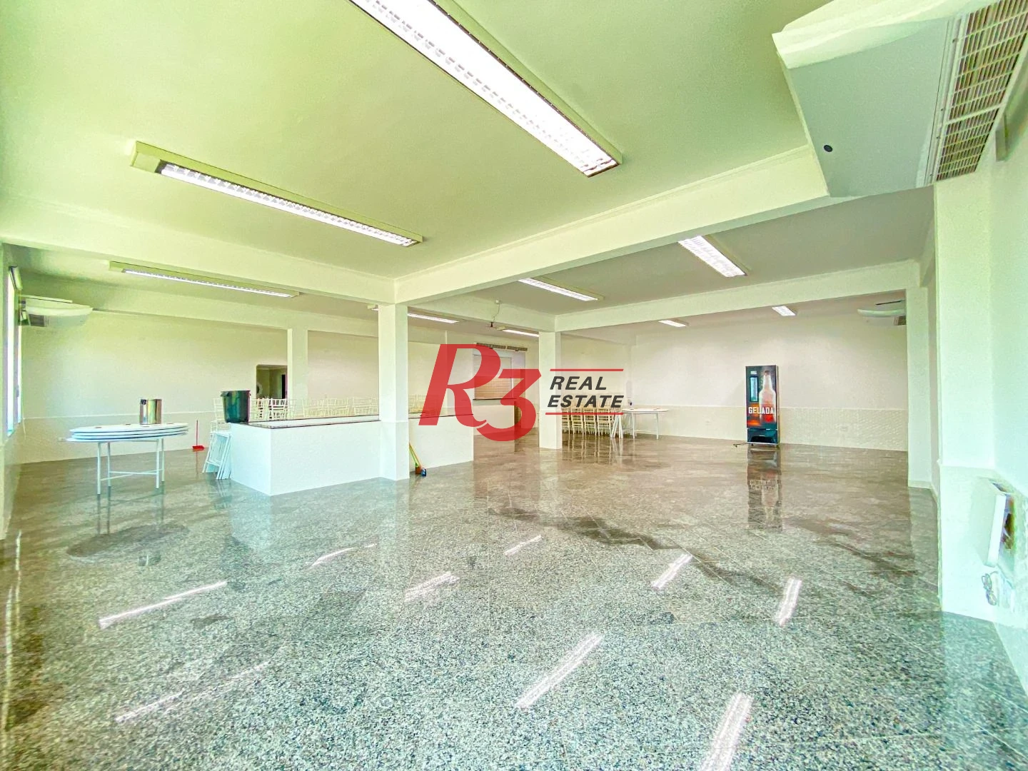 Loja para alugar, 630 m² por R$ 45.000,00/mês - Paquetá - Santos/SP