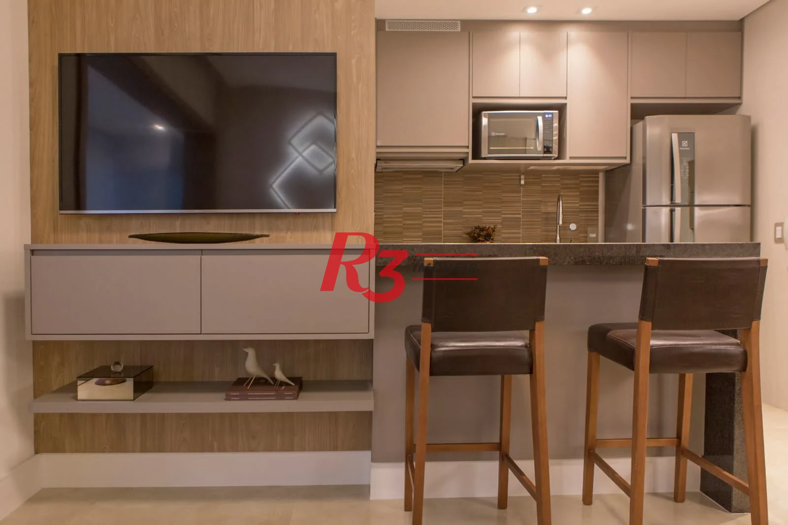 Apartamento com 1 dormitório, 57 m² - venda por R$ 870.000,00 ou aluguel por R$ 6.500,00/mês - Gonzaga - Santos/SP