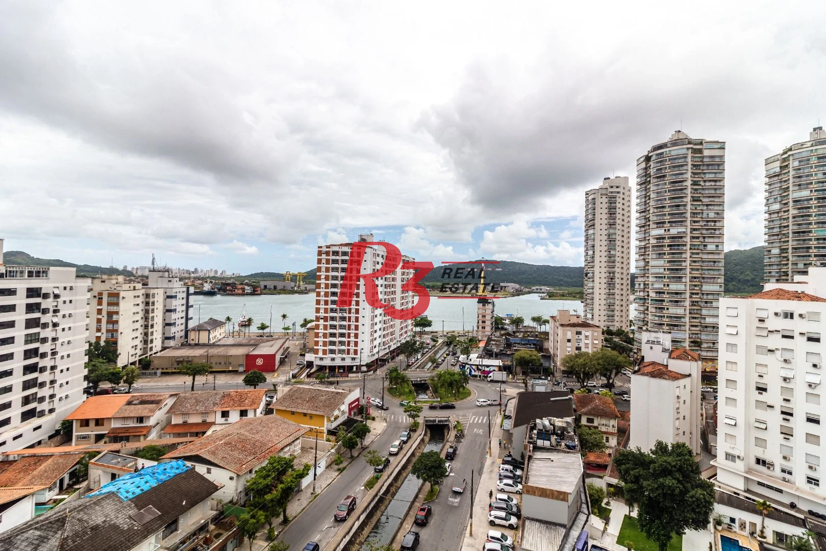 Cobertura à venda, 600 m² por R$ 3.390.000,00 - Ponta da Praia - Santos/SP