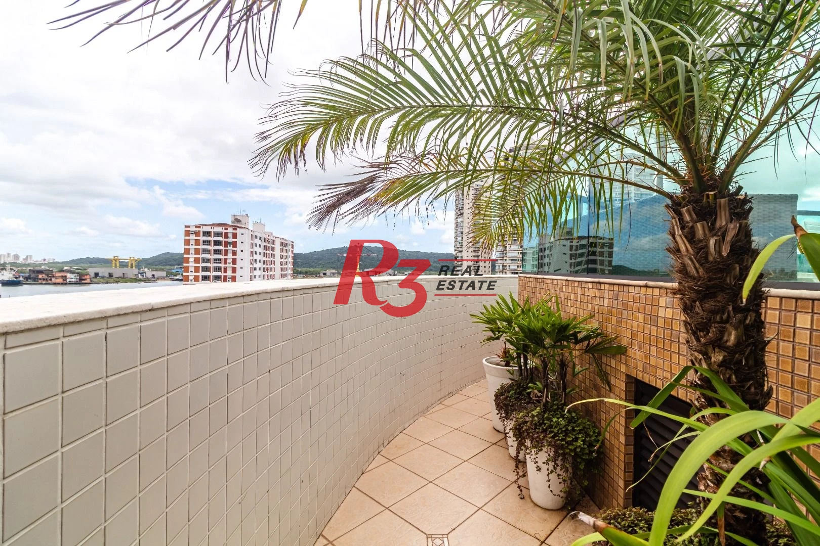Cobertura à venda, 600 m² por R$ 3.390.000,00 - Ponta da Praia - Santos/SP