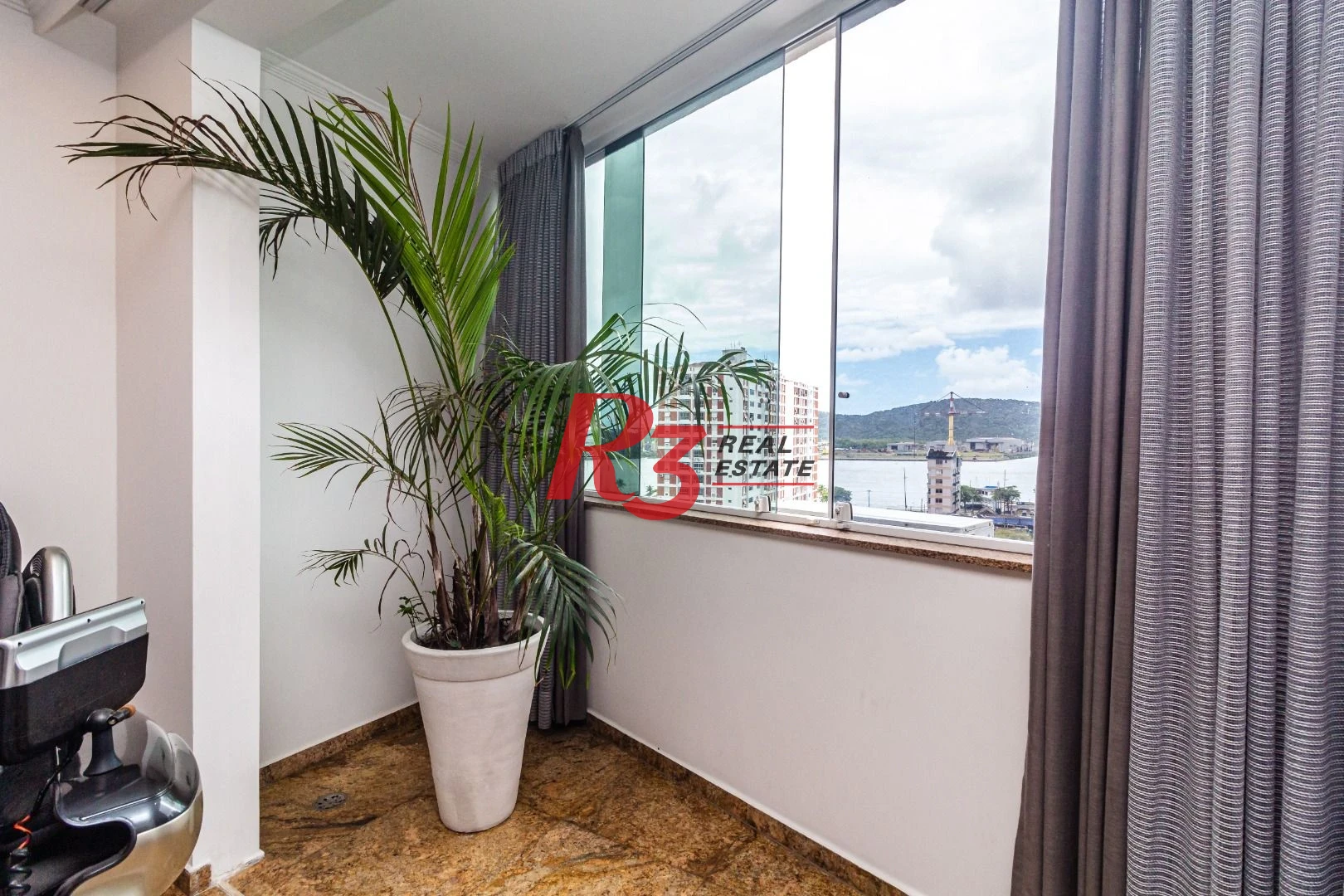 Cobertura à venda, 600 m² por R$ 3.390.000,00 - Ponta da Praia - Santos/SP